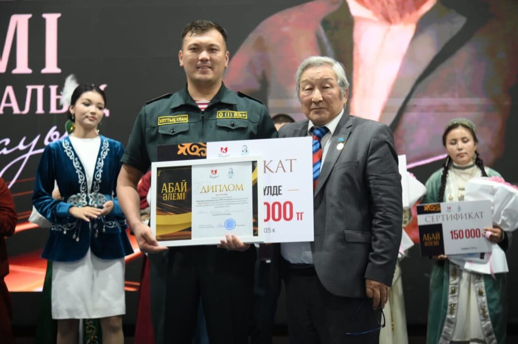 ШЫМКЕНТТЕ «АБАЙ ӘЛЕМІ» РЕСПУБЛИКАЛЫҚ БАЙҚАУЫНЫҢ ФИНАЛЫ ӨТТІ