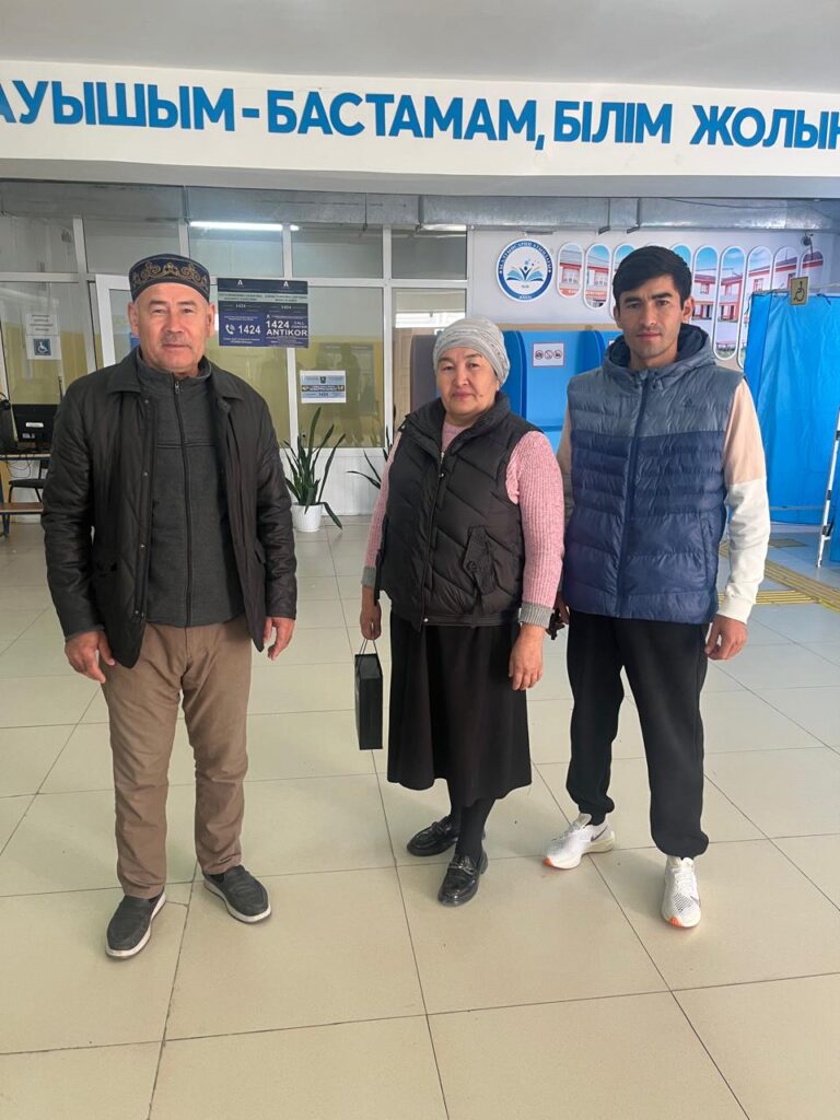 ОТБАСЫМЕН БІРГЕ ДАУЫС БЕРДІ