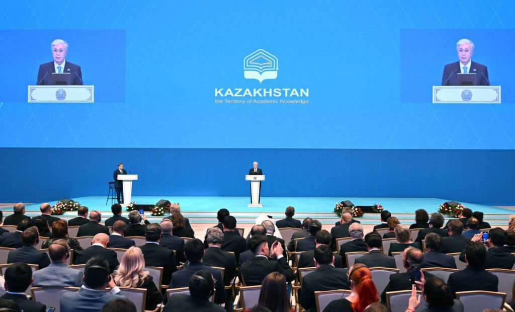 МЕМЛЕКЕТ БАСШЫСЫ «ҚАЗАҚСТАН – АКАДЕМИЯЛЫҚ БІЛІМ АЙМАҒЫ» ХАЛЫҚАРАЛЫҚ СТРАТЕГИЯЛЫҚ СЕРІКТЕСТЕР ФОРУМЫНА ҚАТЫСТЫ