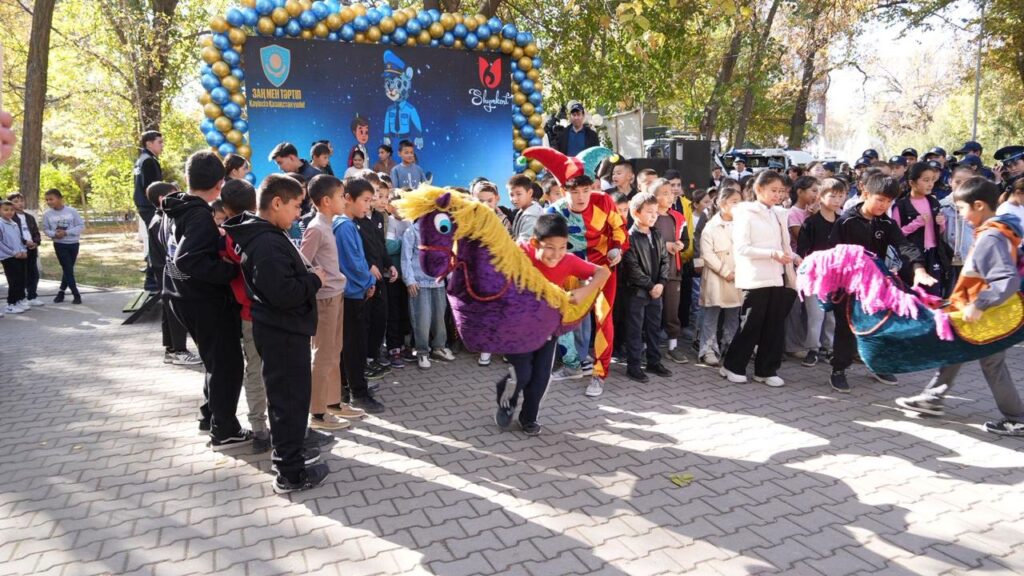 ЗАҢ МЕН ТӘРТІП: ШЫМКЕНТТЕ ПОЛИЦИЯ БАЛАЛАРҒА АРНАЛҒАН ЗАҢ ТУРАЛЫ МУЛЬТФИЛЬМ ҰСЫНДЫ