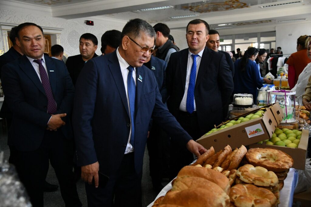 «ЕҢБЕК» МЕРЕКЕСІ – ЖҰМЫССЫЗДЫҚТЫ ТӨМЕНДЕТУ ЖӘНЕ ӘЛЕУМЕТТІК-ЭКОНОМИКАЛЫҚ ТҰРАҚТЫЛЫҚ