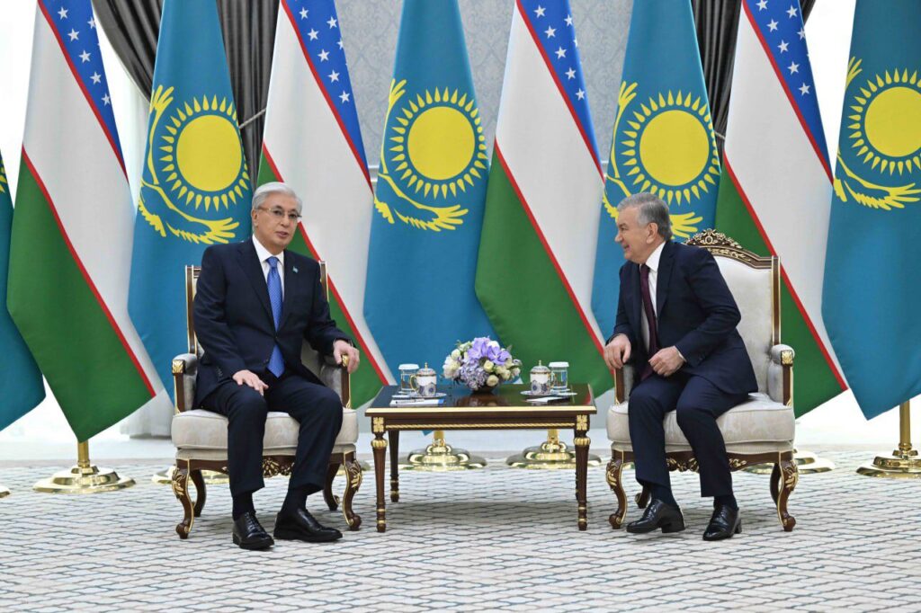 МЕМЛЕКЕТ БАСШЫСЫ ӨЗБЕКСТАН ПРЕЗИДЕНТІ ШАВКАТ МИРЗИЁЕВКЕ КЕЛІССӨЗ ЖҮРГІЗДІ