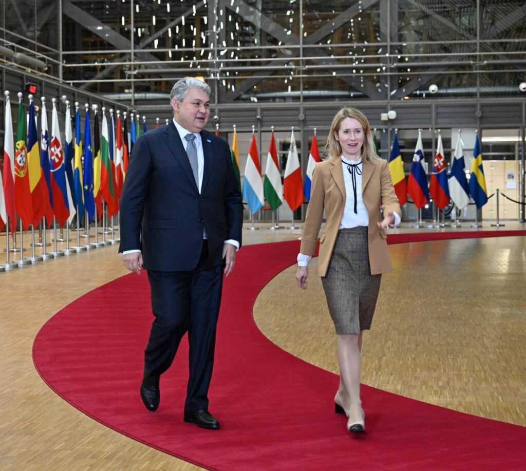 СЕГОДНЯ КАЗАХСТАН И ЕВРОСОЮЗ НАЧНУТ ПЕРЕГОВОРЫ ОБ УПРОЩЕНИИ ВИЗОВОГО РЕЖИМА