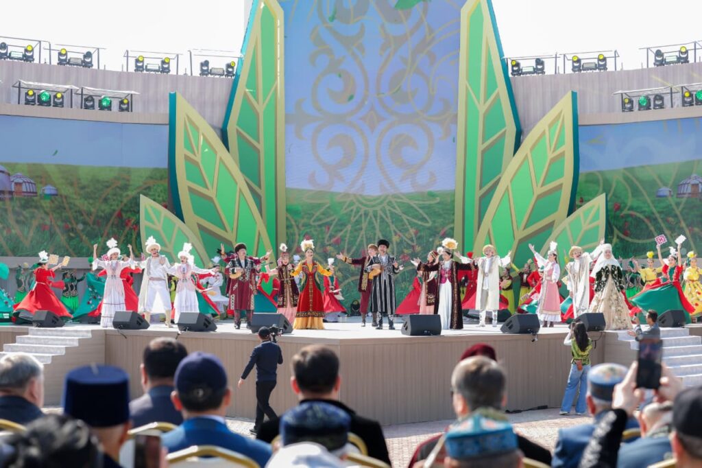 ШЫМКЕНТ ҰЛТТЫҚ ДӘСТҮР МЕН ТЕХНОЛОГИЯНЫ ҮЙЛЕСТІРДІ